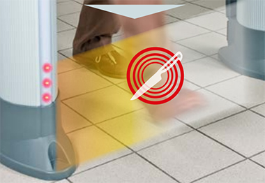 CEIA WTMD detecting knife in shoe